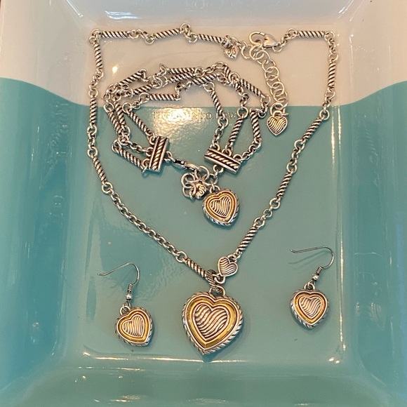 ⭐️SOLD⭐️Brighton NEWPORT Red Heart Swarovski Necklace Bracelet Earrings Silver - Picture 11 of 16